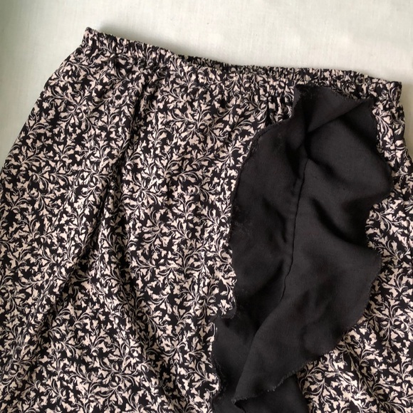 OOAK THRIFT FLIP Wrap Midi Skirt Floral B&W Ruffle - Picture 1 of 5